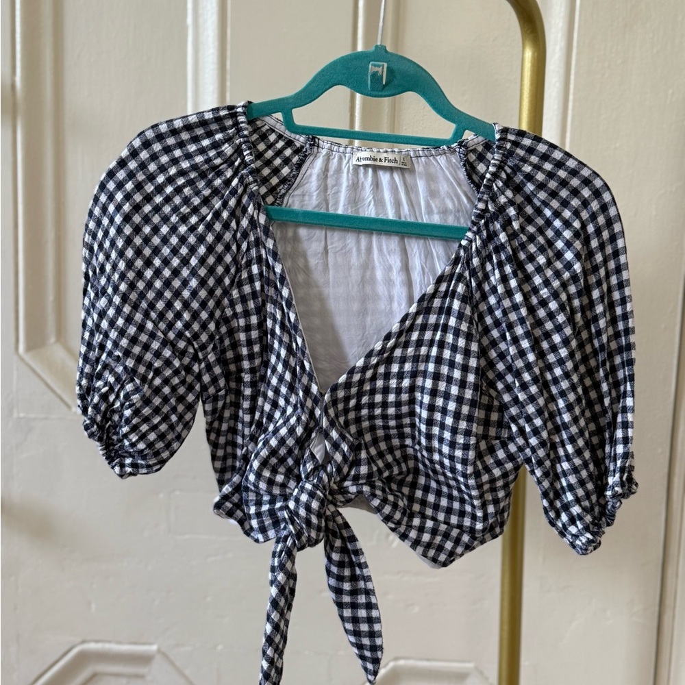 Abercrombie & Fitch Navy and White Checkered Blouse